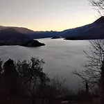Namaste Fiumelatte * Varenna