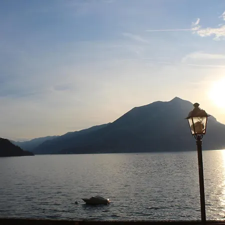 Namaste Fiumelatte-lake View Varenna