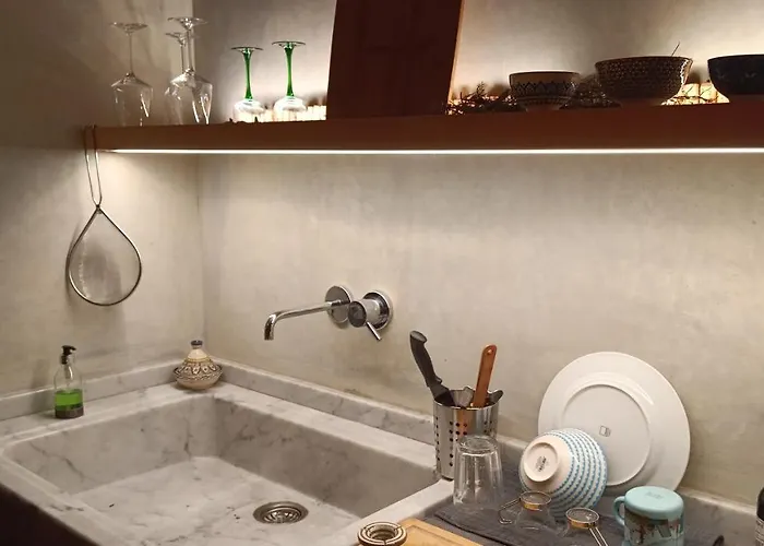 Namaste Fiumelatte * ורנה